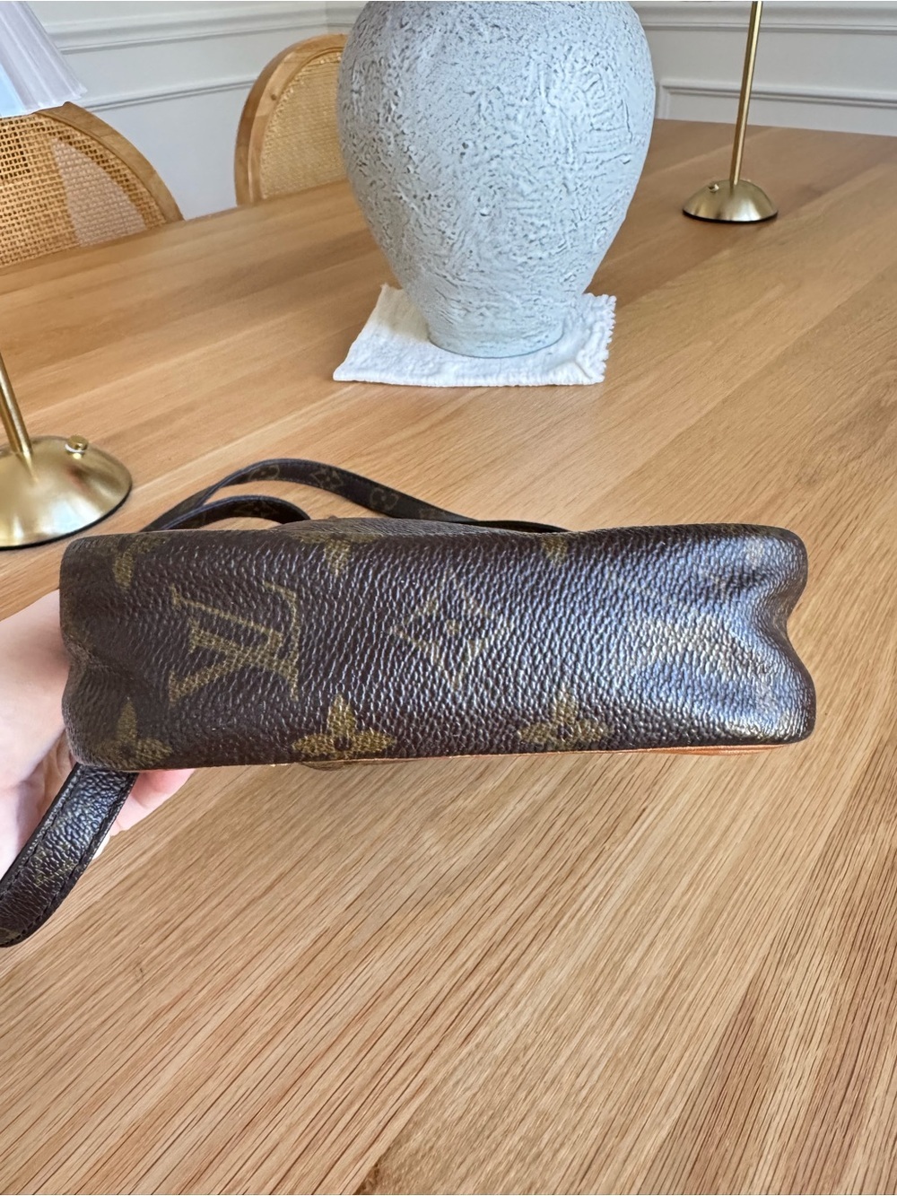 âś…AUTHENTICâś…LOUIS VUITTON DANUBE BAG - Picture 6 of 11